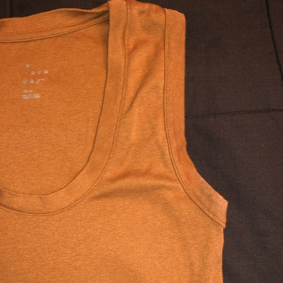 Sleeveless top - Picture 5 of 8